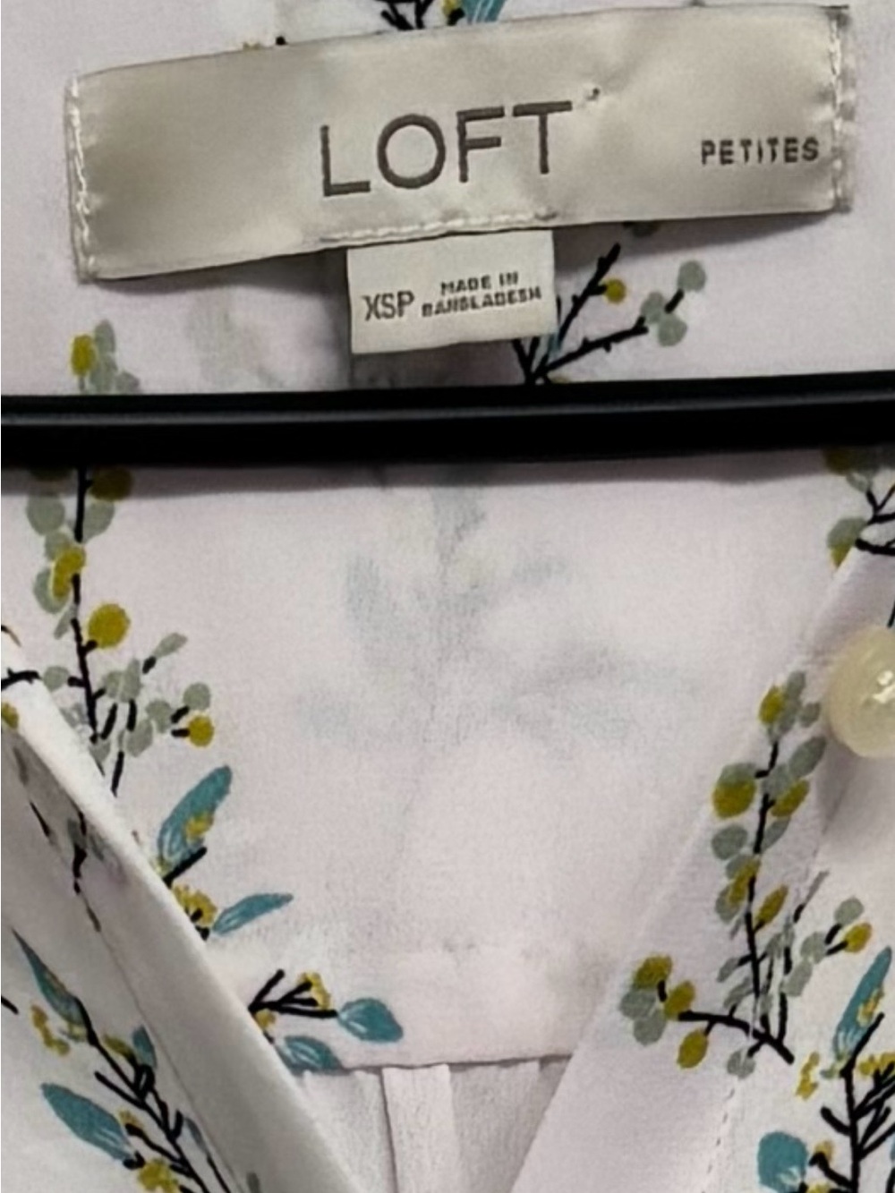 LOFT Floral Branch Print Button-Down Collared Blouse (Size XSP) - Picture 5 of 5